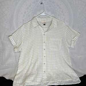 Women's Size S Universal Thread Goods Co. Plaid Short Sleeved Lightweight Top